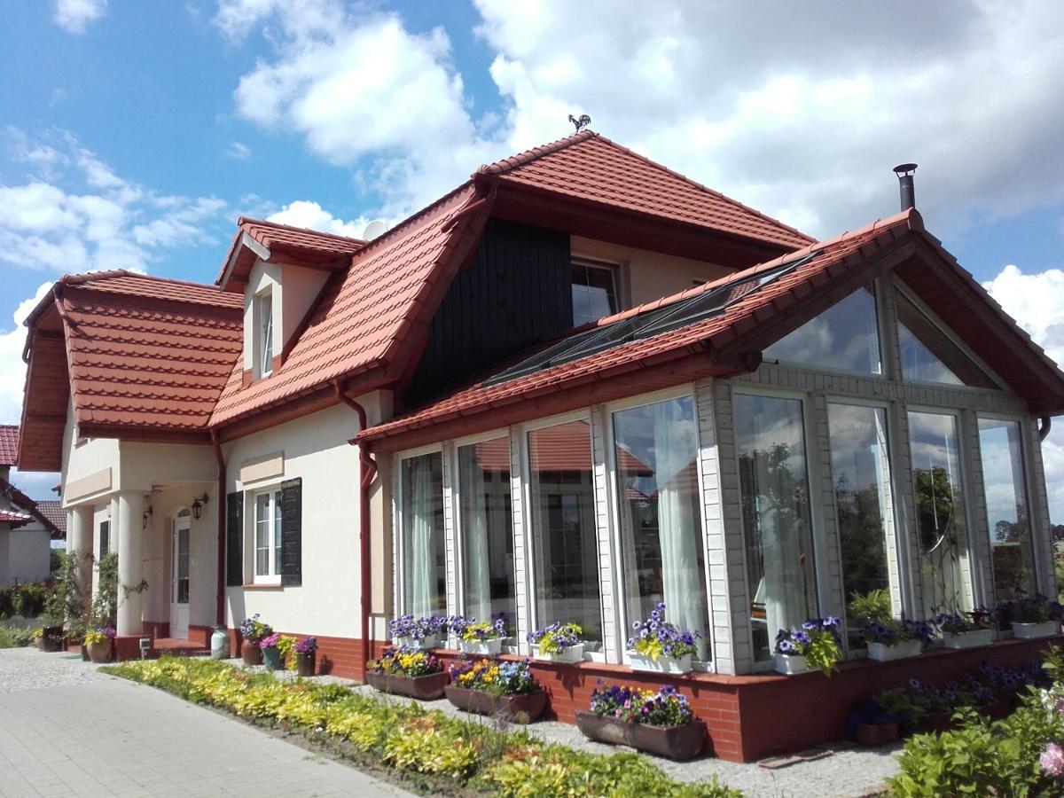 Willa Za Debami Aparthotel Glogow  Exterior photo